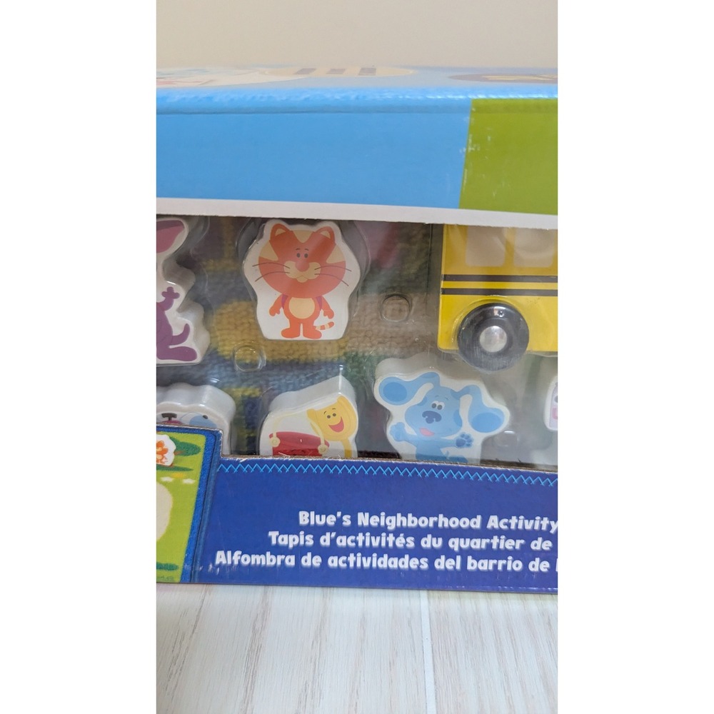 Melissa & Doug Blues Clues & You Neighborhood Activity Rug 44x26 Playset 10pc - Picture 6 of 9